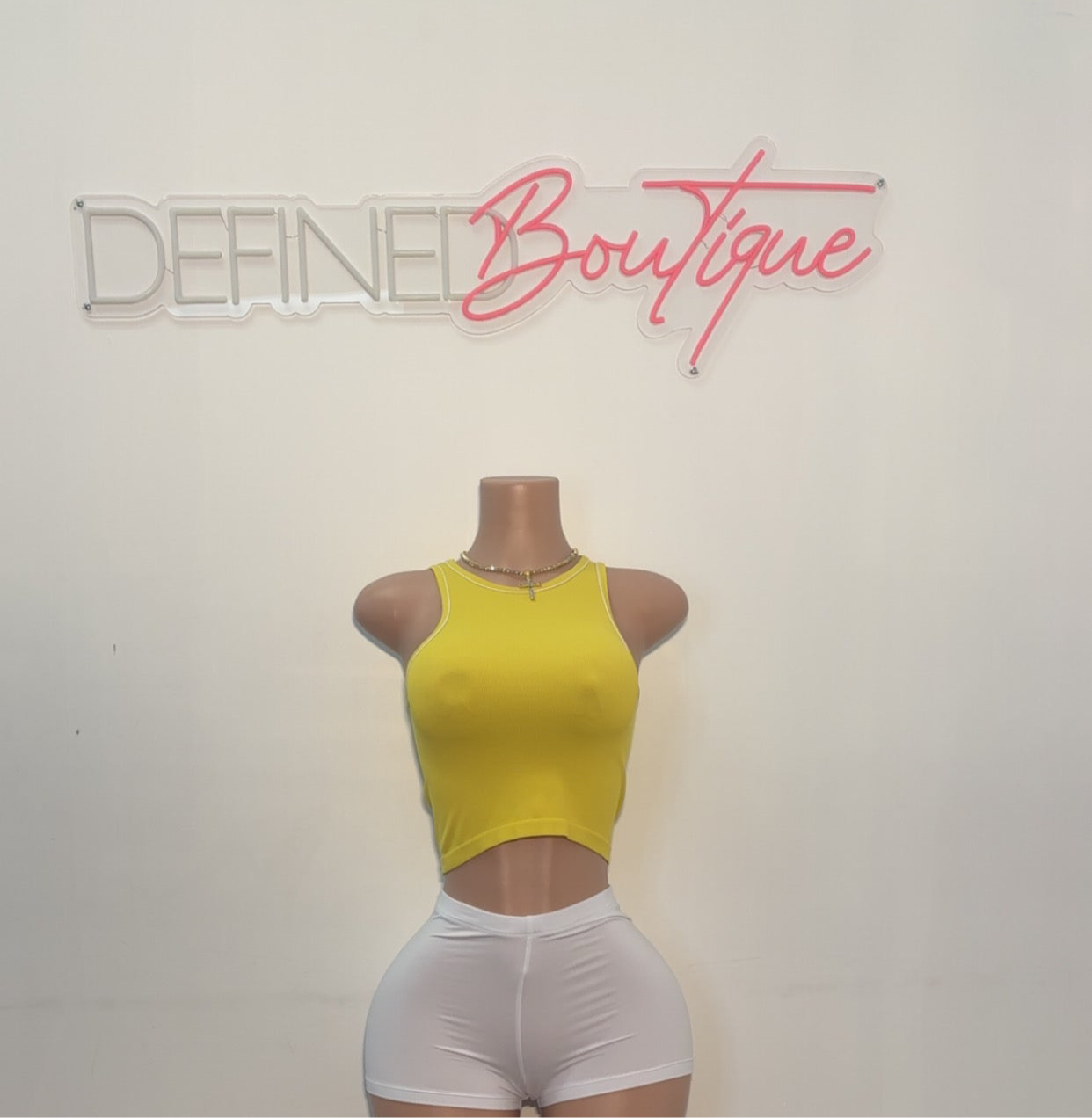 Contour | Tank
