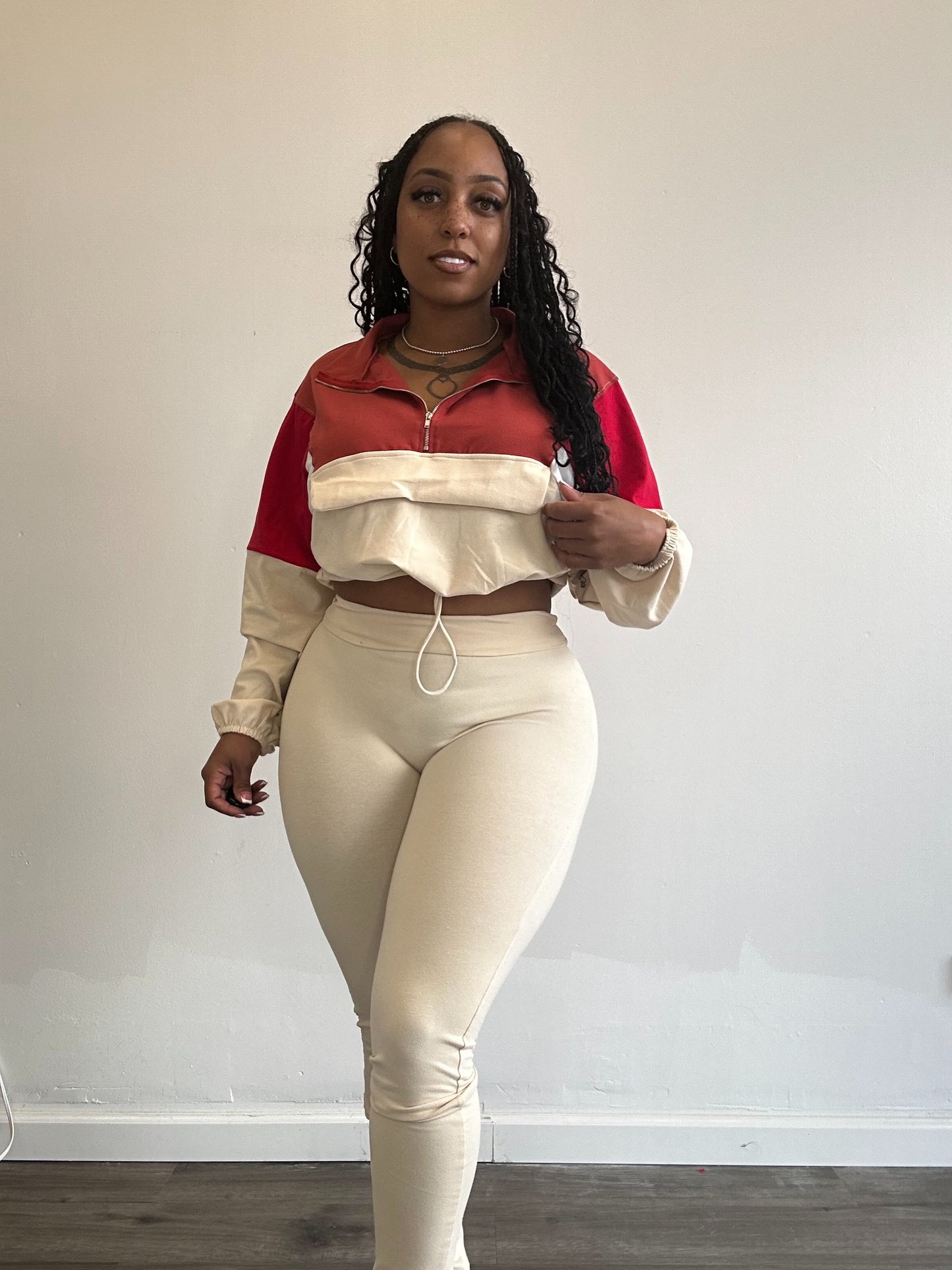 Mingle | Set