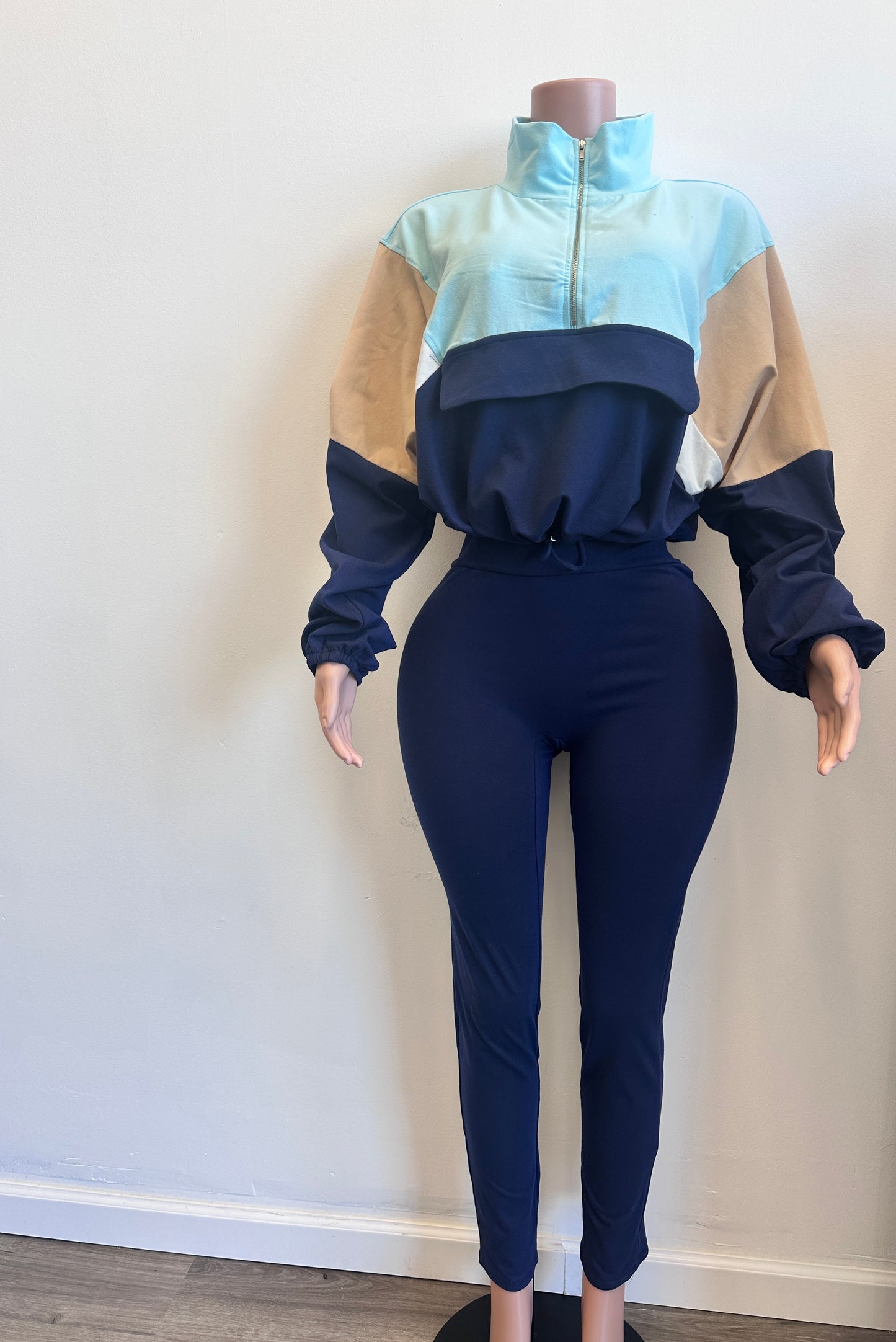 Mingle | Set