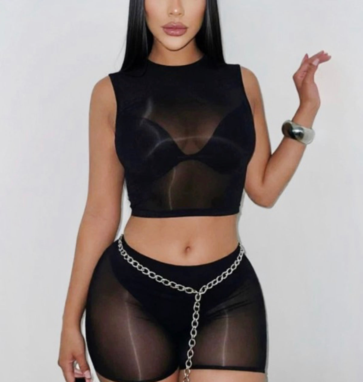 Britni Short | Set