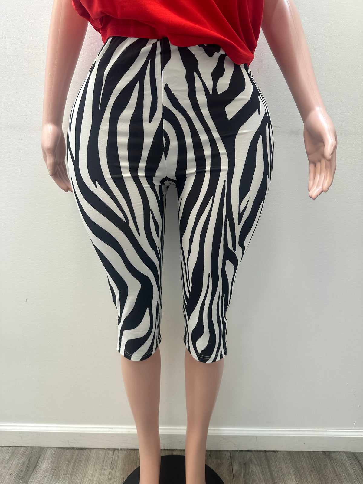 Zebra Capri | Pants