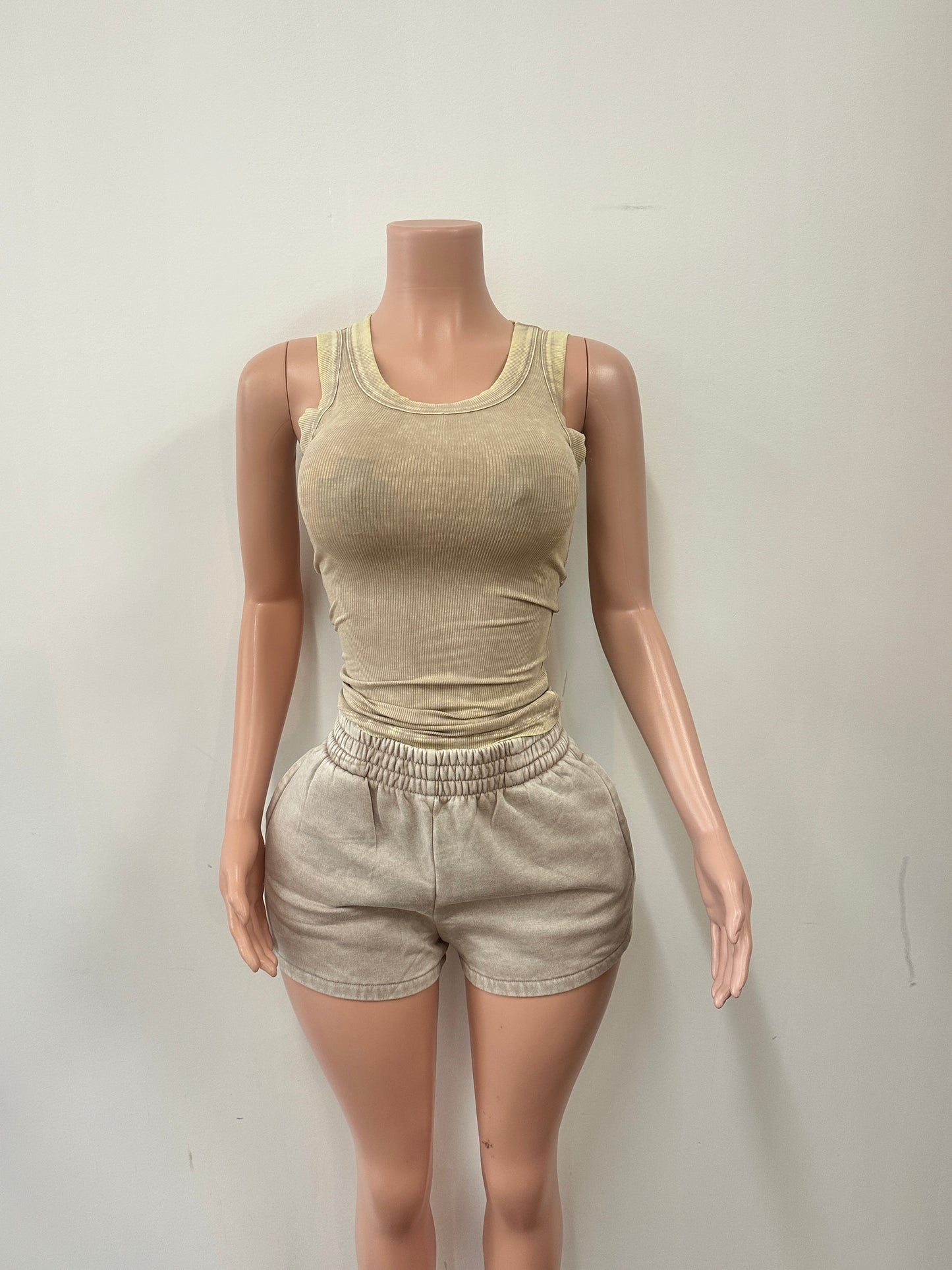 Ashed Tank | Set
