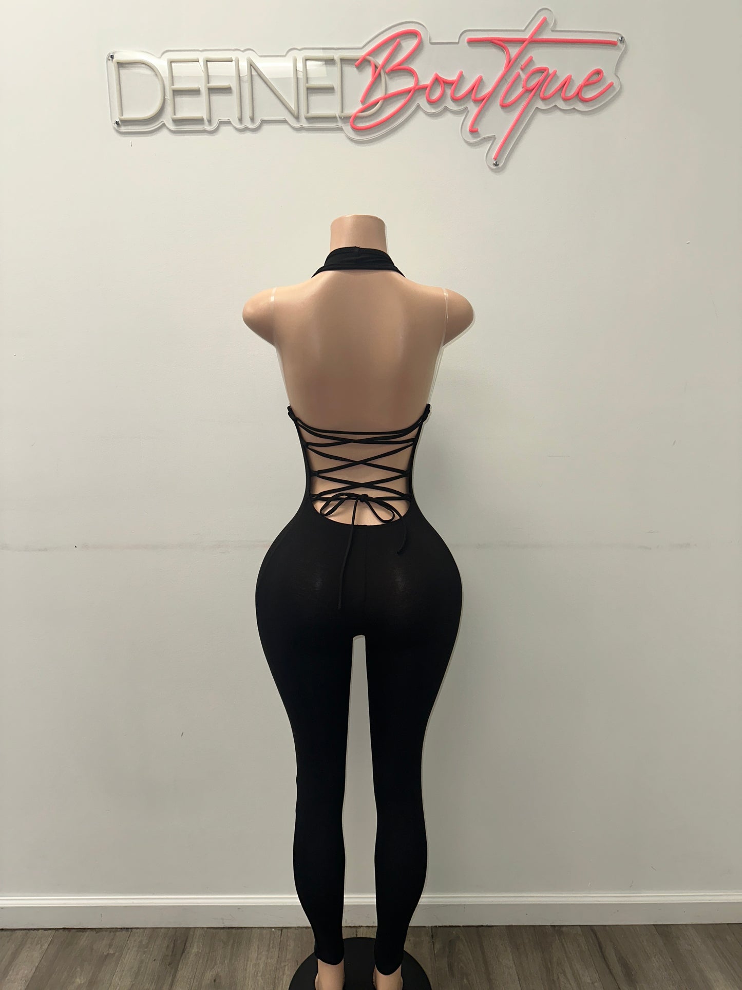 Tera Halter | Jumpsuit