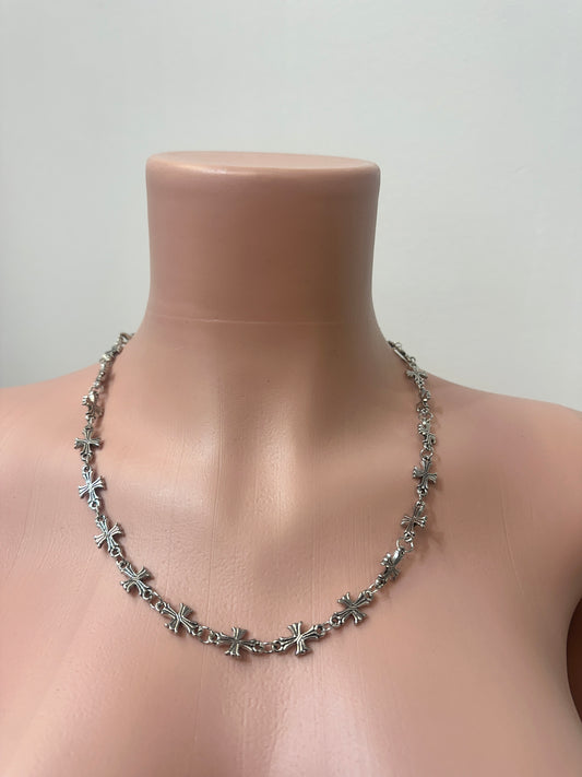 Crossin | Necklace