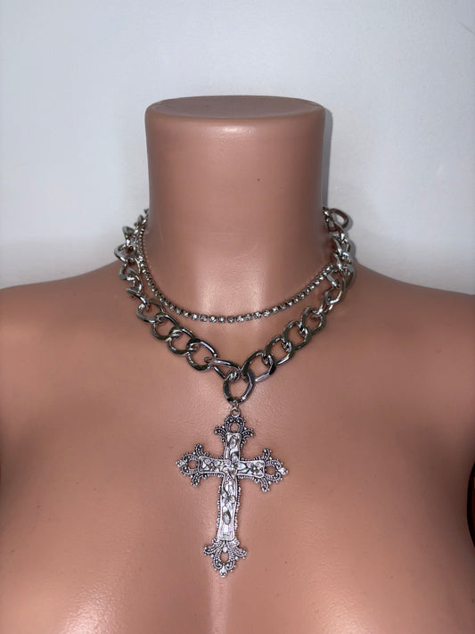 Gothic Cross | Necklace
