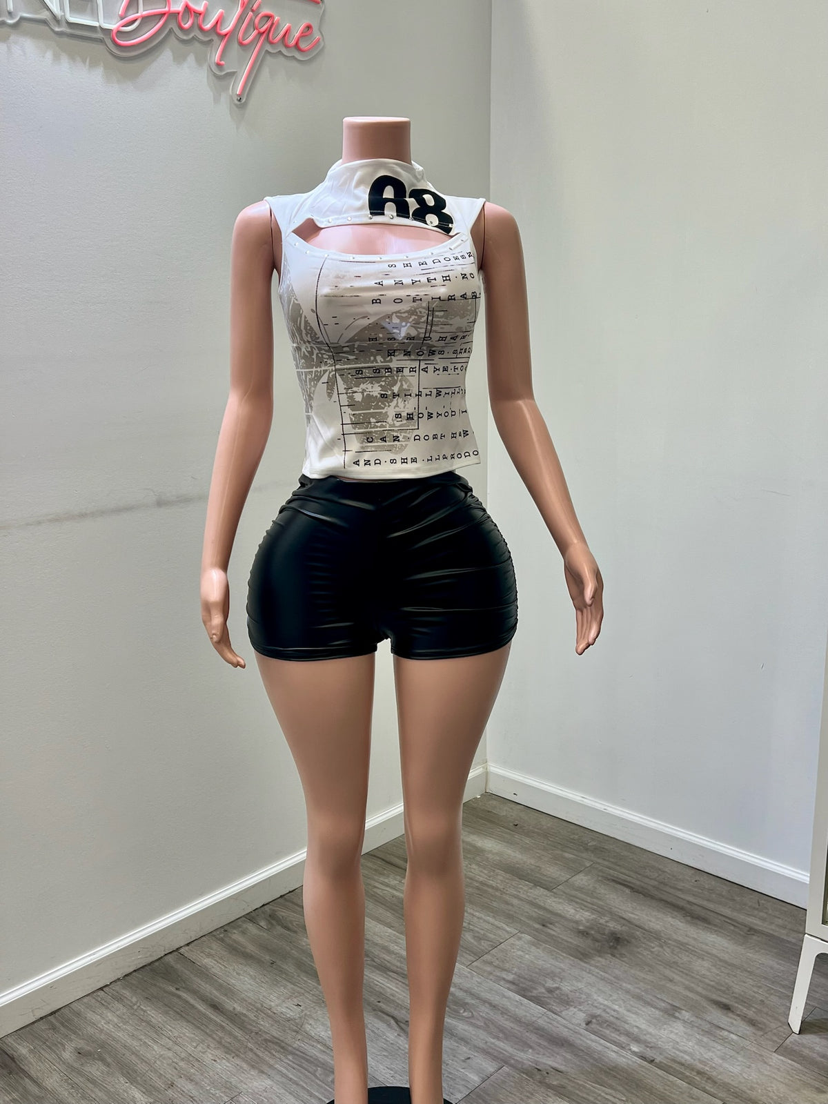 Leather Ruched | Shorts