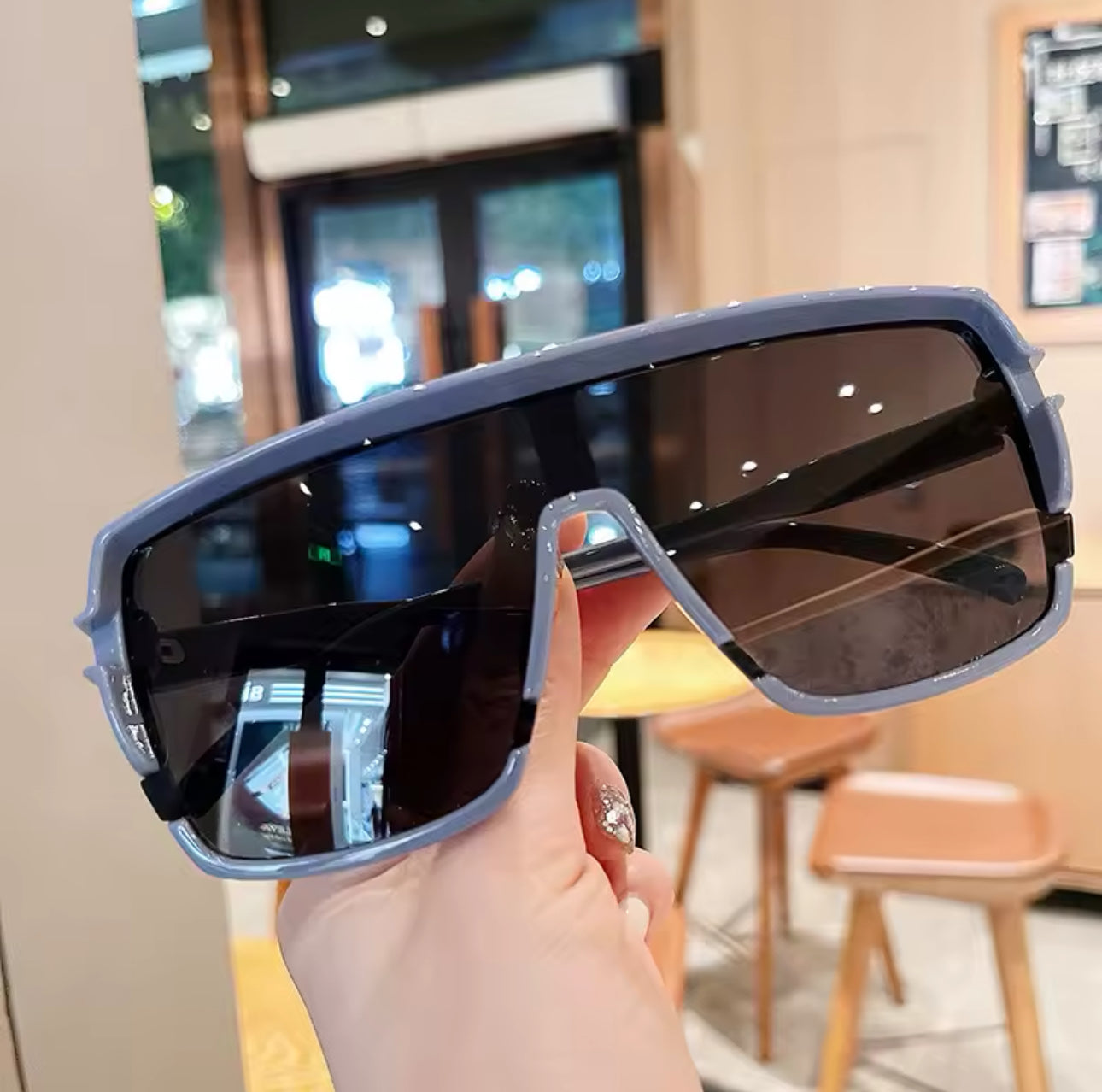 Lucci | Shades