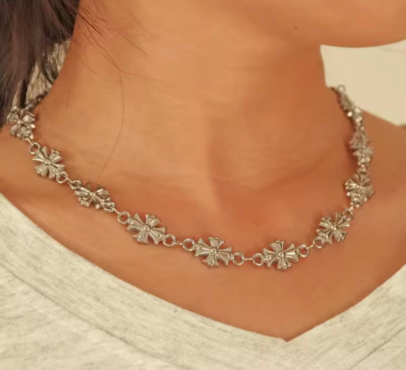 Crossin | Necklace
