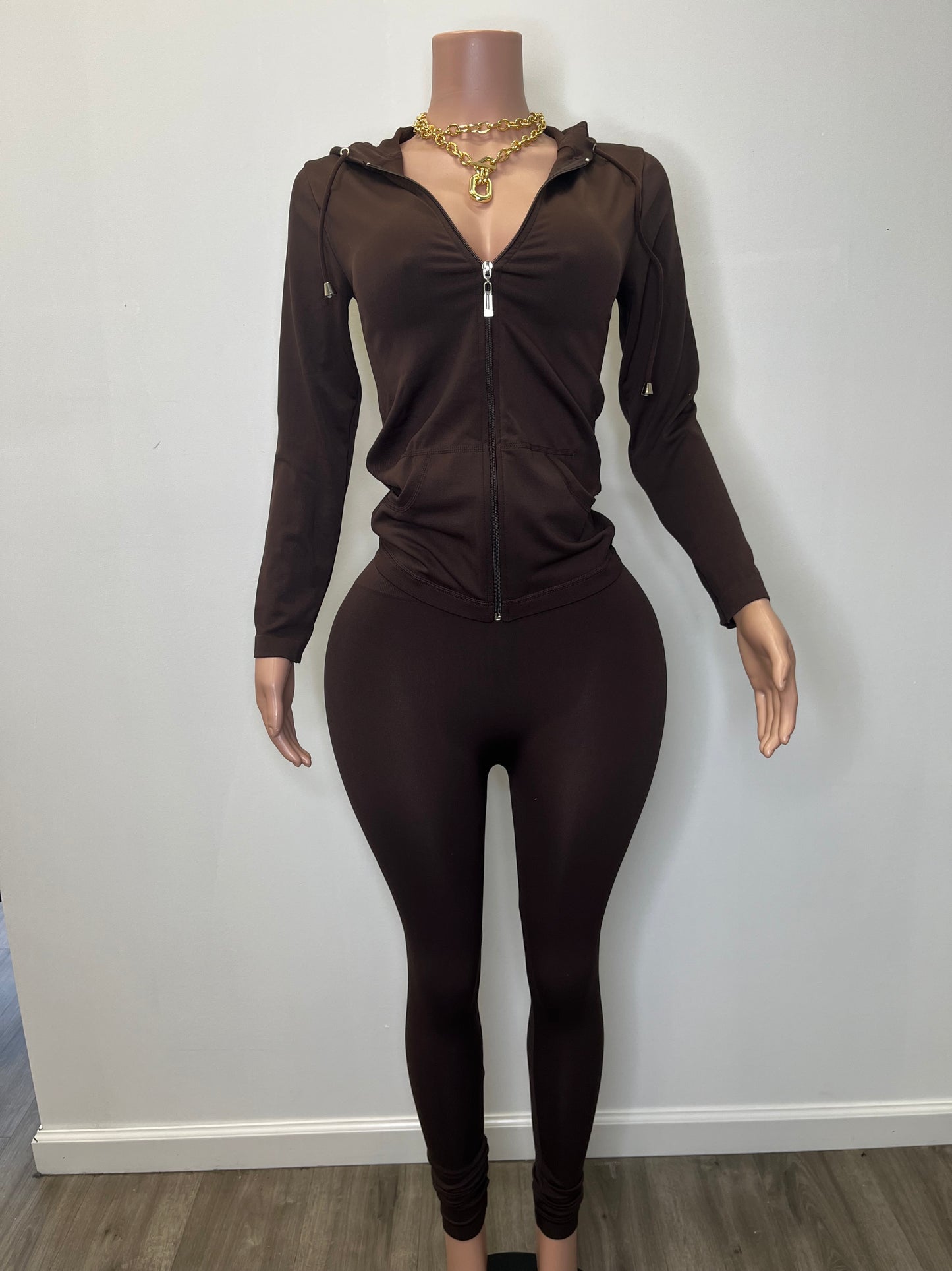 Ari | Sets