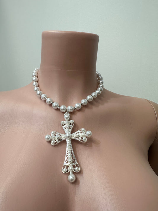Pearl Cross | Necklace