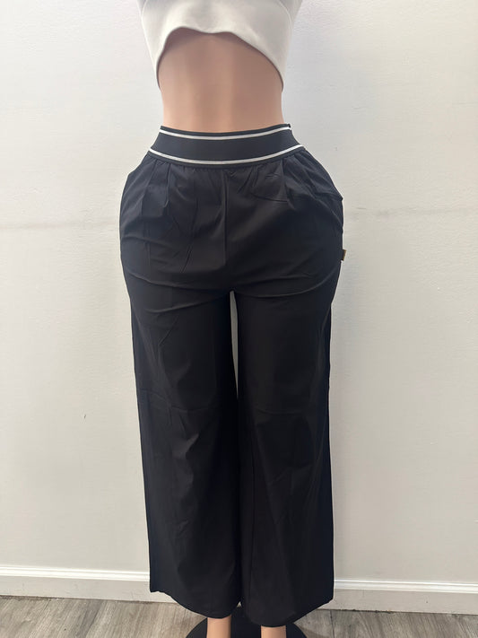 Contrast | Joggers