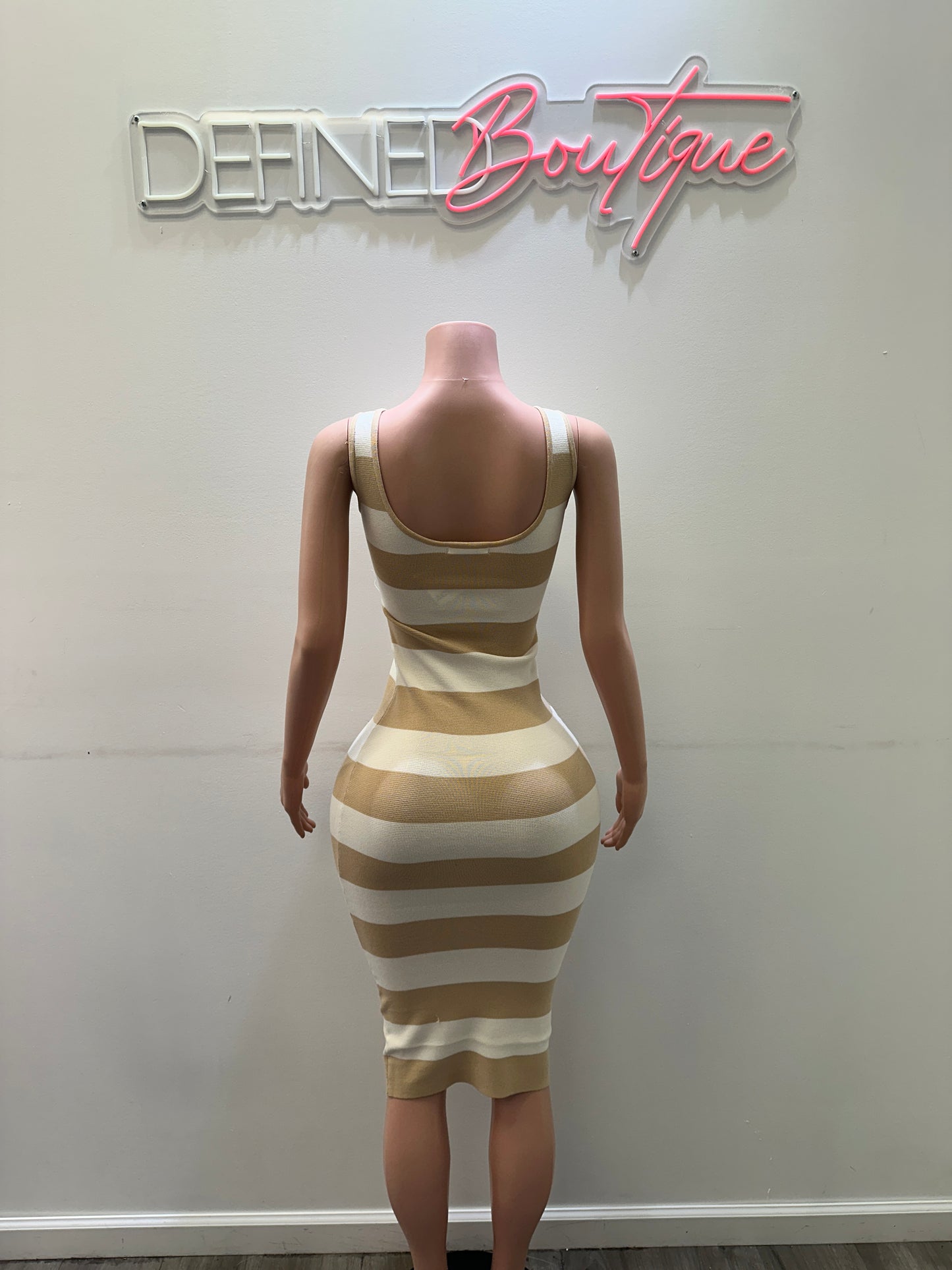 Dasi | Dress