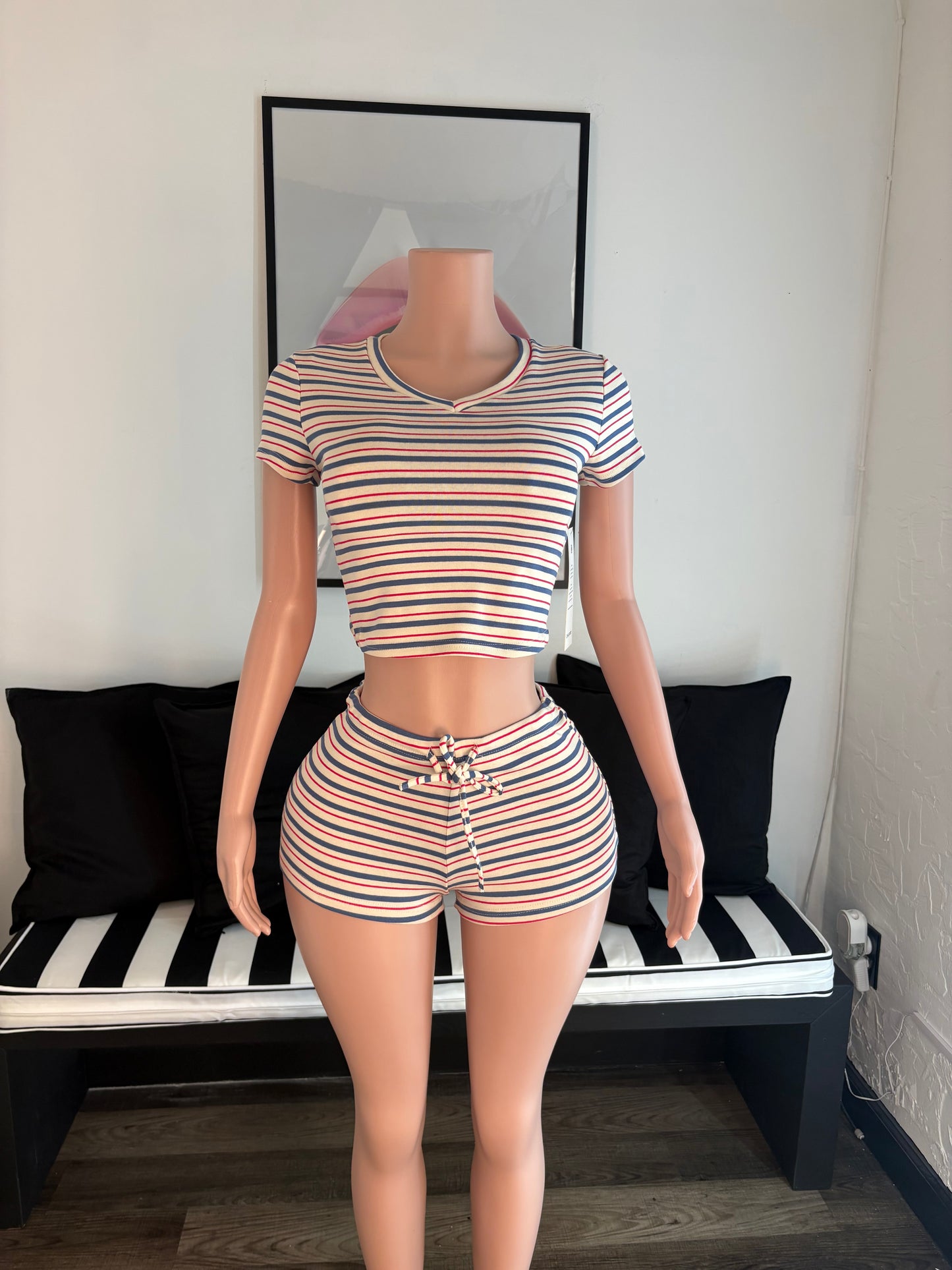 Eden | Set