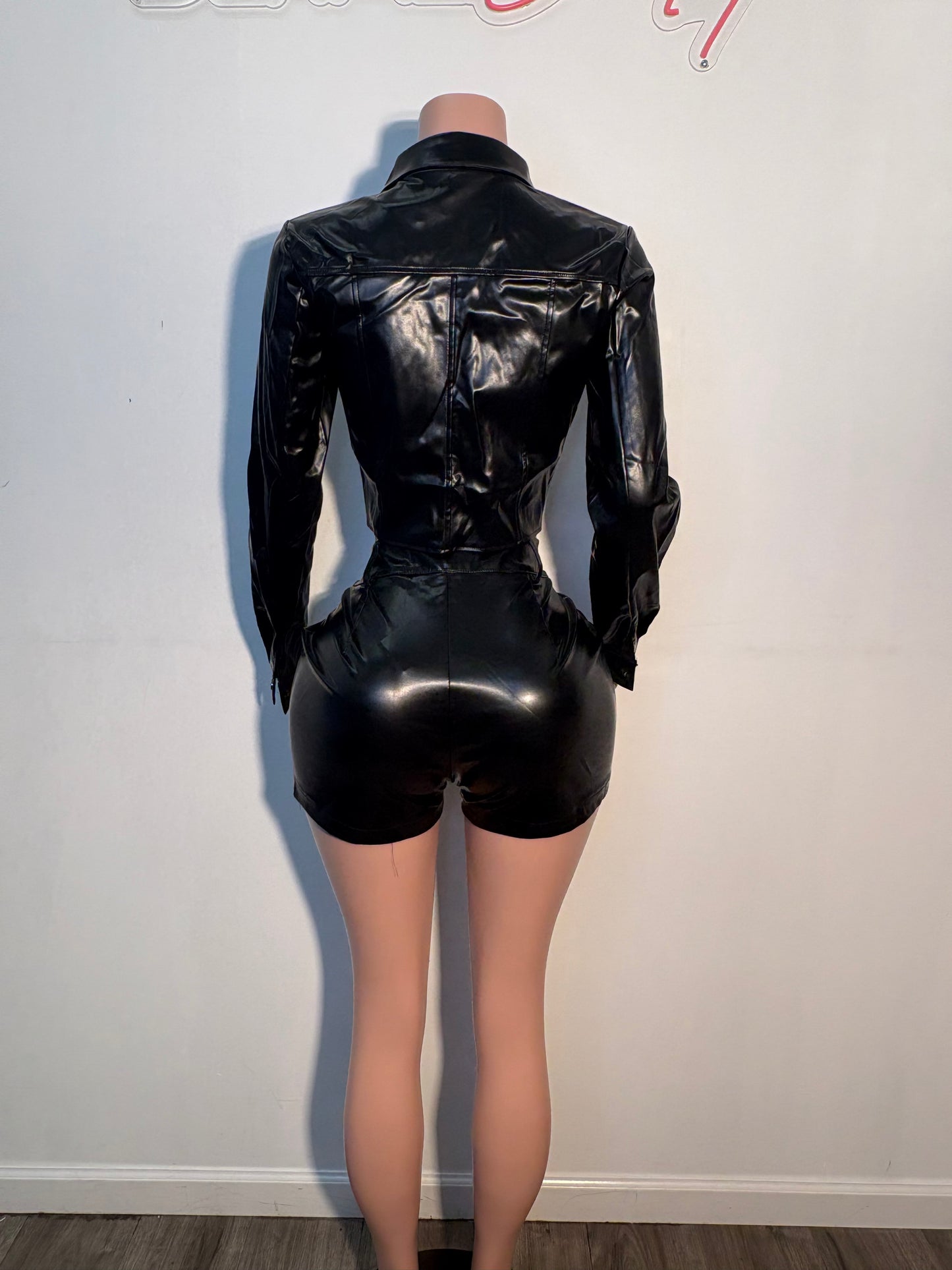 Midnight Leather | Set