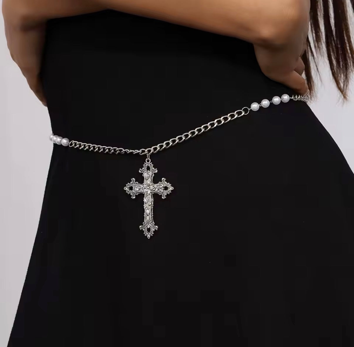 Crossed Chain | Belt