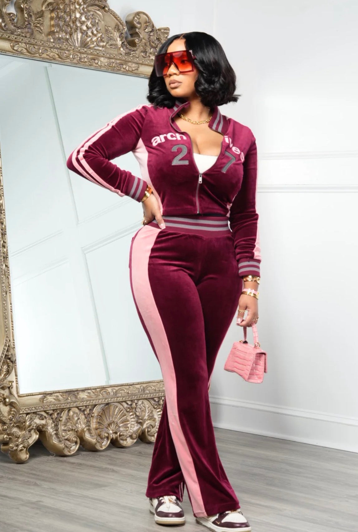 Archives Track | Set