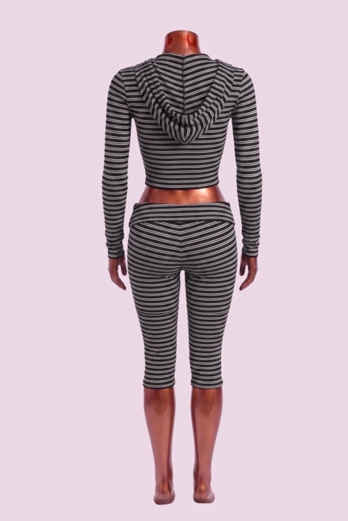 Kee Capri | Set