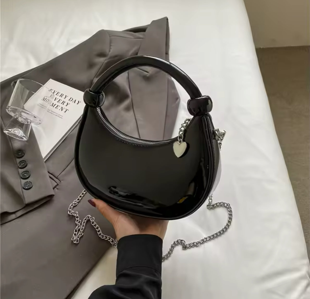 Love Patent | Bag