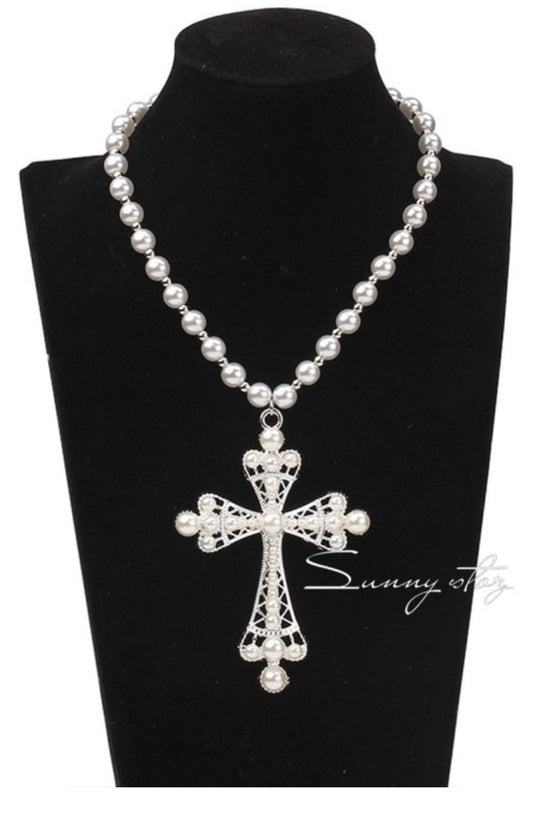 Pearl Cross | Necklace