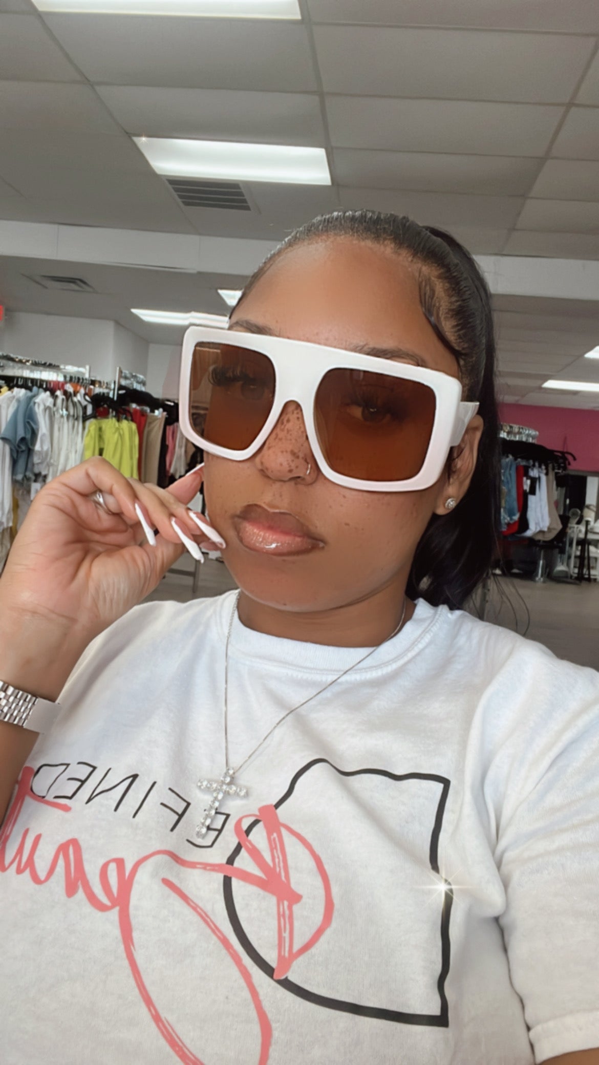Bia | Shades