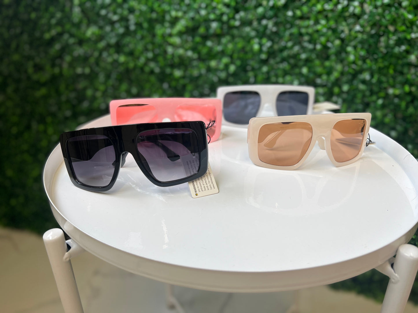 Bia | Shades
